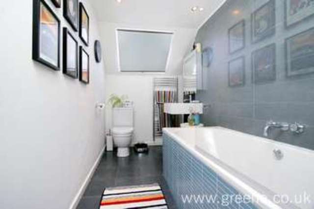  Image of 1 bedroom Flat for sale in Kingdon Road London NW6 at London  West Hampstead, NW6 1PH