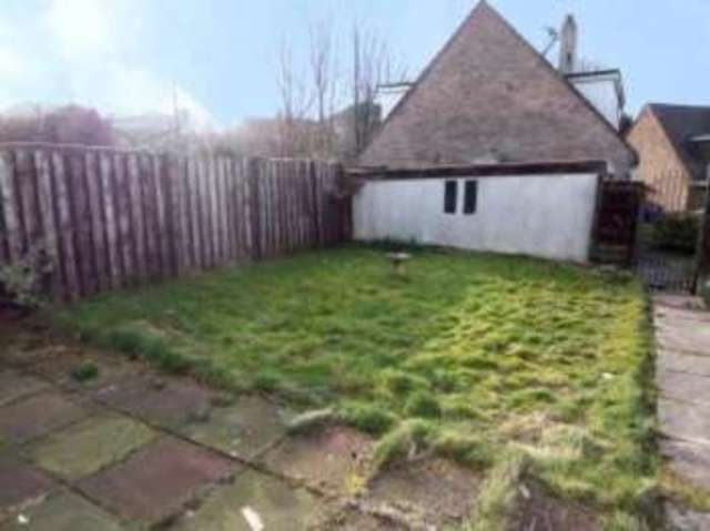  Image of 3 bedroom Semi-Detached house for sale in Kingston Avenue Neilston Glasgow G78 at Neilston Glasgow Neilston, G78 3JD