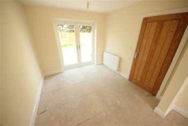  Image of 3 bedroom Detached house to rent in Laburnum Garth York YO31 at York, YO31 9LU