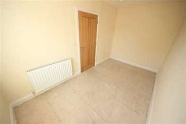  Image of 3 bedroom Detached house to rent in Laburnum Garth York YO31 at York, YO31 9LU