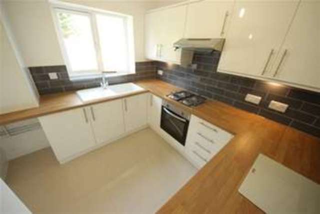  Image of 3 bedroom Detached house to rent in Laburnum Garth York YO31 at York, YO31 9LU