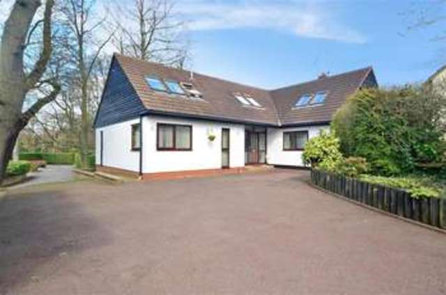  Image of 4 bedroom Detached house for sale in Lakeside Crescent Brentwood CM14 at Brentwood Essex Brentwood, CM14 4JB