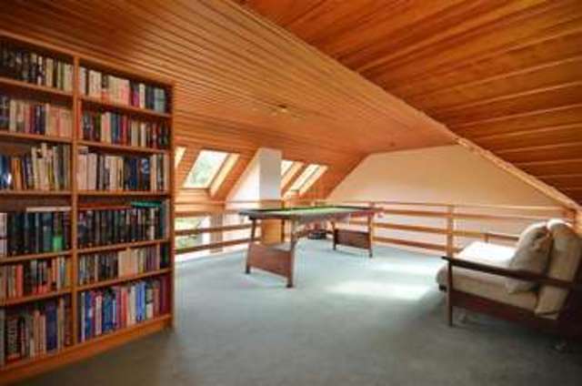  Image of 4 bedroom Detached house for sale in Lakeside Crescent Brentwood CM14 at Brentwood Essex Brentwood, CM14 4JB