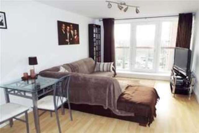  Image of 1 bedroom Flat to rent in Lakeside Rise Manchester M9 at Manchester, M9 8QF