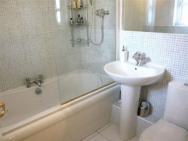  Image of 4 bedroom Detached house for sale in Lancaster Drive Hilton Derby DE65 at Lancaster Drive Hilton Derby, DE65 5JQ