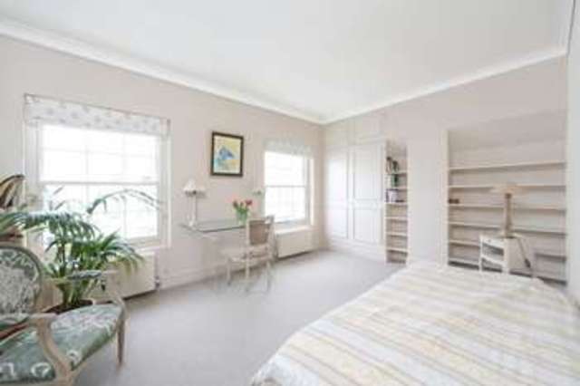 Image of 3 bedroom Flat to rent in Lansdowne Road London W11 at Lansdowne Road  London, W11 3AG
