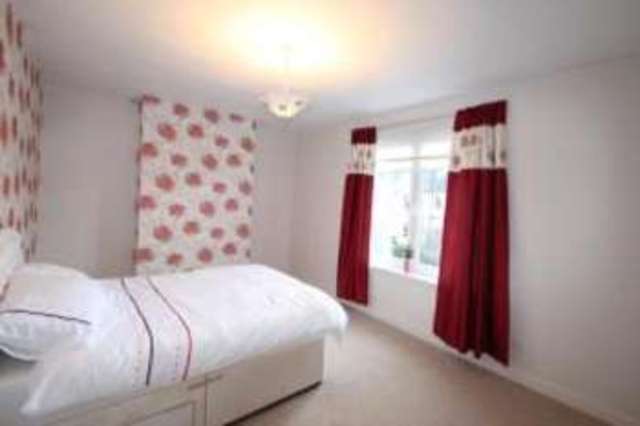  Image of 2 bedroom End of Terrace for sale in Lanton Drive Glasgow G52 at Cardonald Glasgow Govan, G52 2EW