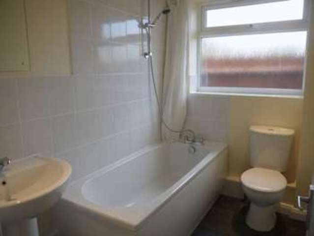  Image of 2 bedroom Detached house for sale in Lavric Road Aylesbury HP21 at Lavric Road  Aylesbury, HP21 8PQ