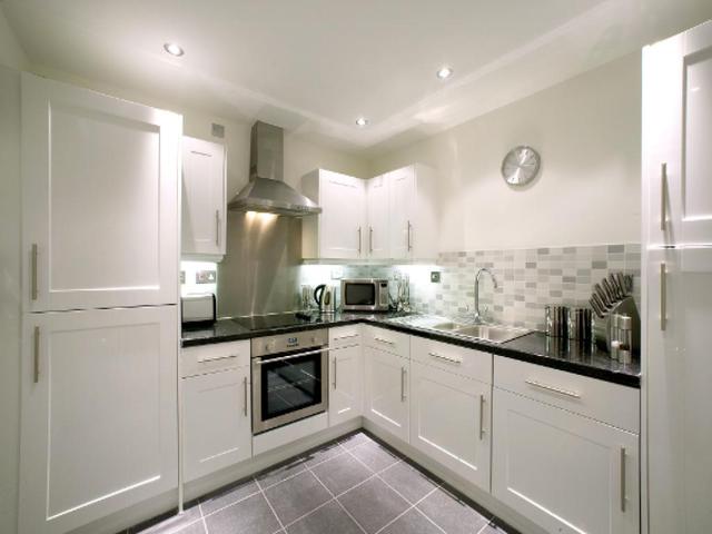  Image of 2 bedroom Apartment to rent in Moorbridge Road Maidenhead SL6 at Moorbridge Road Maidenhead Maidenhead, SL6 8FW