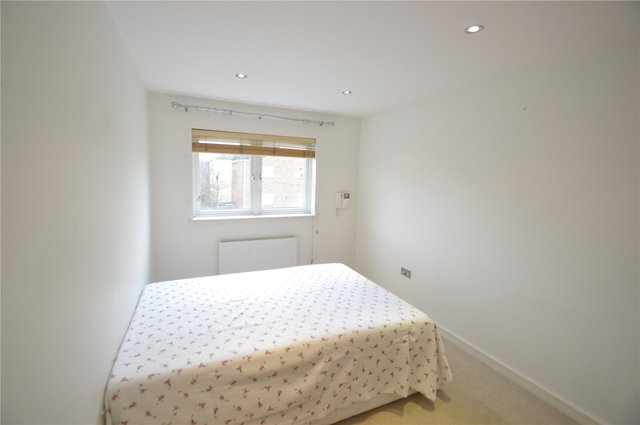  Image of 2 bedroom Apartment to rent in Moorbridge Road Maidenhead SL6 at Moorbridge Road Maidenhead Maidenhead, SL6 8FW