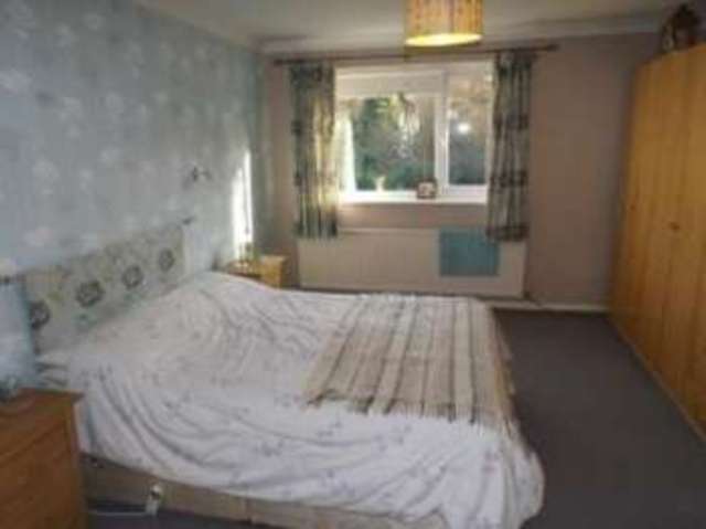  Image of 4 bedroom Detached house for sale in Grayshott Laurels Lindford Bordon GU35 at Lindford  Lindford, GU35 0QB