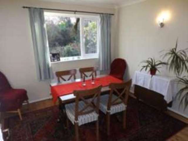 Image of 4 bedroom Detached house for sale in Grayshott Laurels Lindford Bordon GU35 at Lindford  Lindford, GU35 0QB