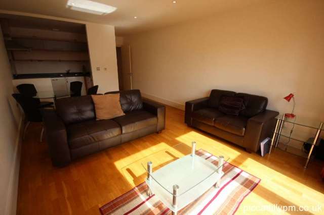  Image of 2 bedroom Apartment to rent in Whitworth Street Manchester M1 at Whitworth Street West  Manchester, M1 5BE