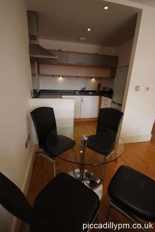  Image of 2 bedroom Apartment to rent in Whitworth Street Manchester M1 at Whitworth Street West  Manchester, M1 5BE