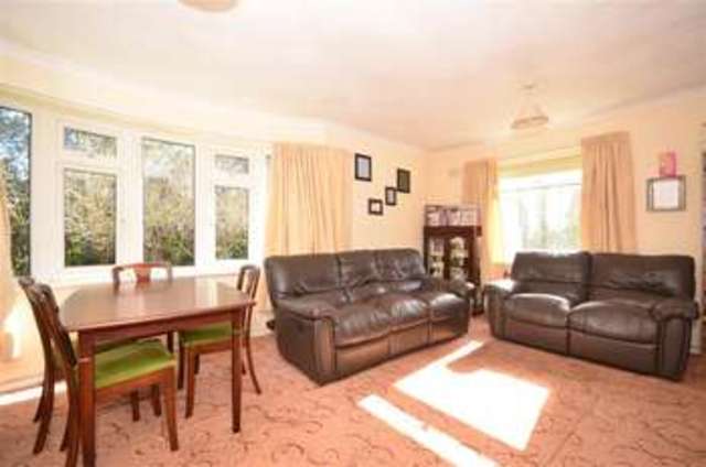  Image of 2 bedroom Flat for sale in London Road East Grinstead RH19 at East Grinstead West Sussex East Grinstead, RH19 1QS