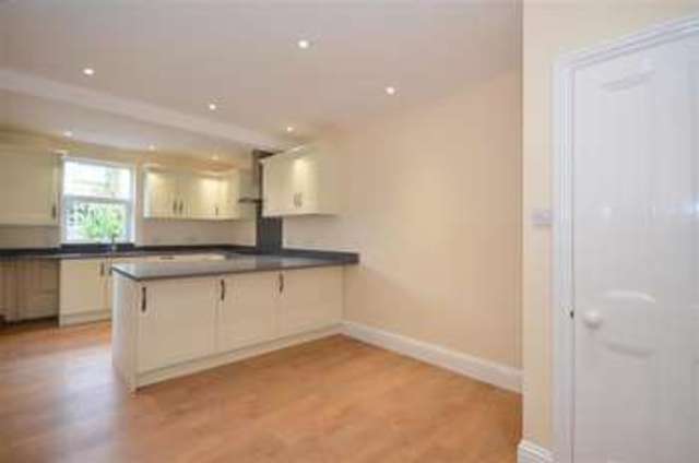  Image of 4 bedroom Terraced house for sale in London Road Faversham ME13 at Faversham Kent Faversham, ME13 8RX
