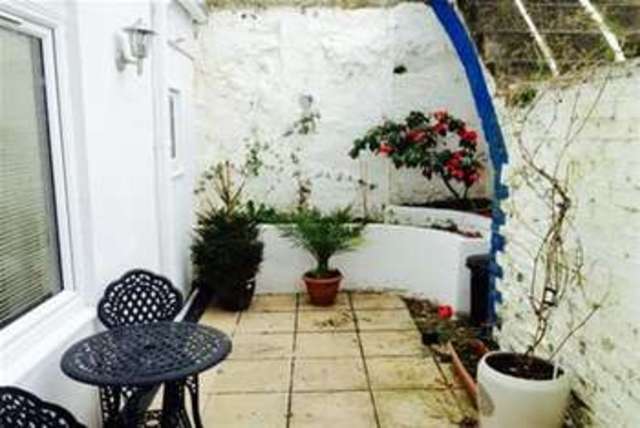  Image of 1 bedroom Flat to rent in Station Road Looe PL13 at Looe, PL13 1HN