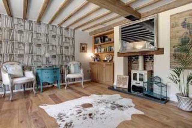 Image of 5 bedroom Property for sale in The Street Lound Lowestoft NR32 at The Street Lound Lowestoft, NR32 5LT