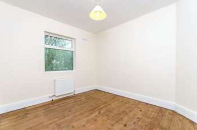  Image of 3 bedroom Detached house for sale in Louth Road Horncastle LN9 at Louth Road  Horncastle, LN9 5ED