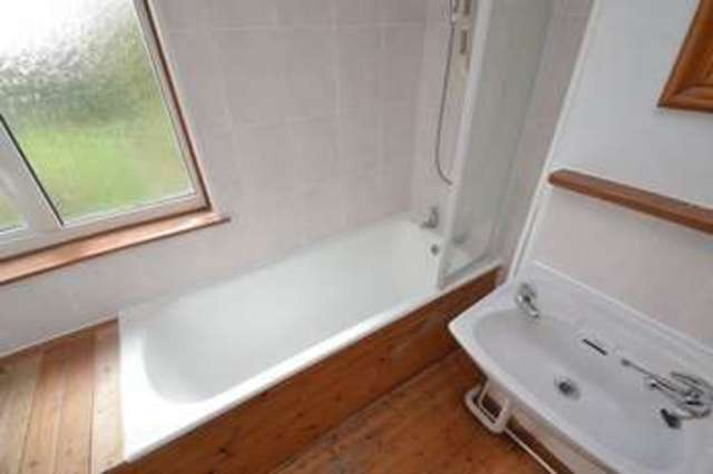  Image of 3 bedroom Property to rent in Low Road Great Plumstead Norwich NR13 at Low Road Great Plumstead Norwich, NR13 5AY