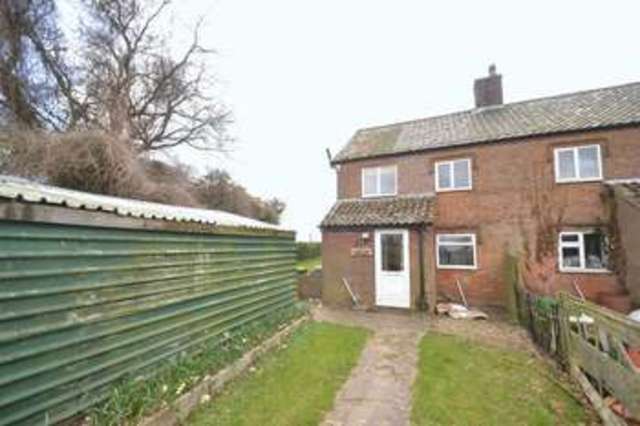  Image of 3 bedroom Property to rent in Low Road Great Plumstead Norwich NR13 at Low Road Great Plumstead Norwich, NR13 5AY