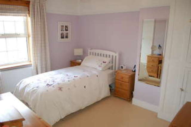  Image of 3 bedroom Semi-Detached house for sale in Halliford Road Sunbury-on-Thames TW16 at Halliford Road  LOWER SUNBURY, TW16 6DR