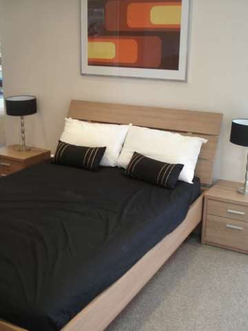  Image of 2 bedroom Apartment to rent in Lyon Close Maidenbower Crawley RH10 at Lyon Close Maidenbower Crawley, RH10 7ND