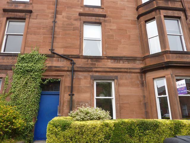  Image of 3 bedroom Flat to rent in Macdowall Road Edinburgh EH9 at Newington Edinburgh Edinburgh, EH9 3ED
