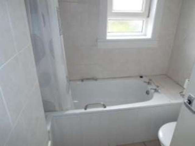  Image of 3 bedroom Flat for sale in Main Street Chapelhall Airdrie ML6 at Chapelhall  Chapelhall, ML6 8SB