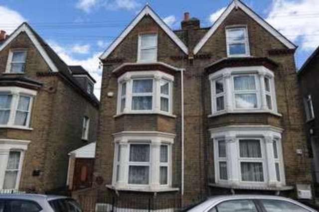  Image of 5 bedroom Semi-Detached house for sale in Manthorp Road London SE18 at Manthorpe Road  Plumstead, SE18 7SZ