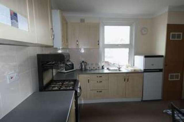  Image of 5 bedroom Semi-Detached house for sale in Manthorp Road London SE18 at Manthorpe Road  Plumstead, SE18 7SZ