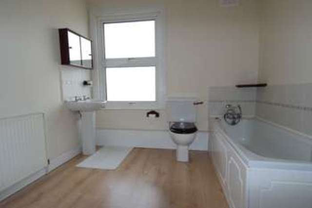  Image of 5 bedroom Semi-Detached house for sale in Manthorp Road London SE18 at Manthorpe Road  Plumstead, SE18 7SZ