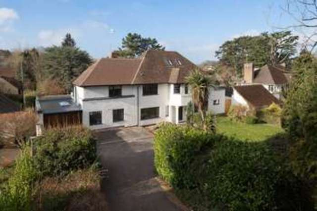  Image of 5 bedroom Detached house to rent in Mariners Drive Stoke Bishop Bristol BS9 at Mariners Drive Sneyd Park Bristol, BS9 1QQ