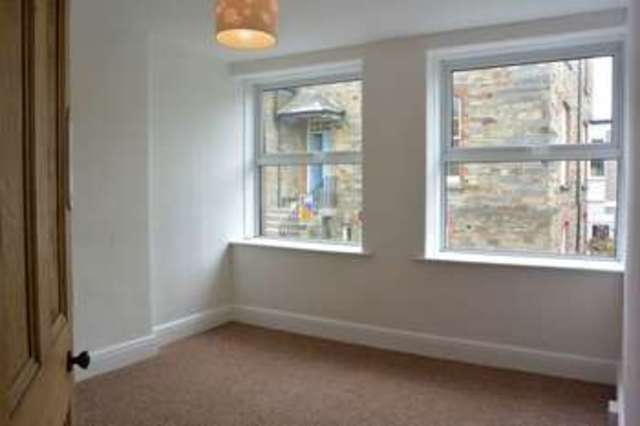  Image of 3 bedroom Terraced house to rent in Market Street Bodmin PL31 at Market Street  Bodmin, PL31 2JW