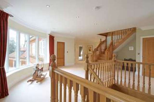  Image of 7 bedroom Detached house for sale in Marley Heights Haslemere GU27 at Marley Heights  Haslemere, GU27 3LU