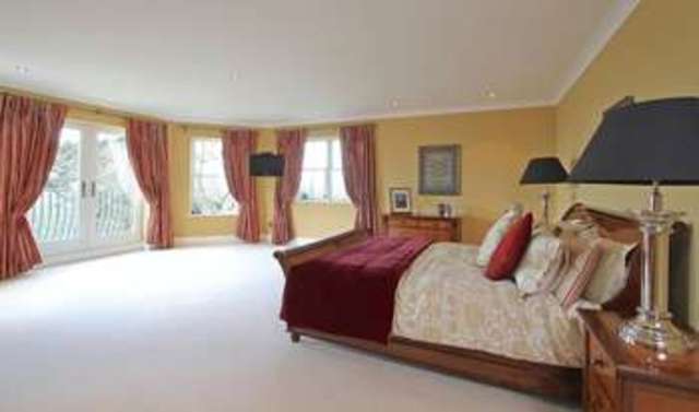  Image of 7 bedroom Detached house for sale in Marley Heights Haslemere GU27 at Marley Heights  Haslemere, GU27 3LU