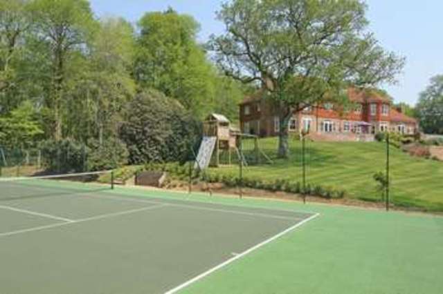  Image of 7 bedroom Detached house for sale in Marley Heights Haslemere GU27 at Marley Heights  Haslemere, GU27 3LU