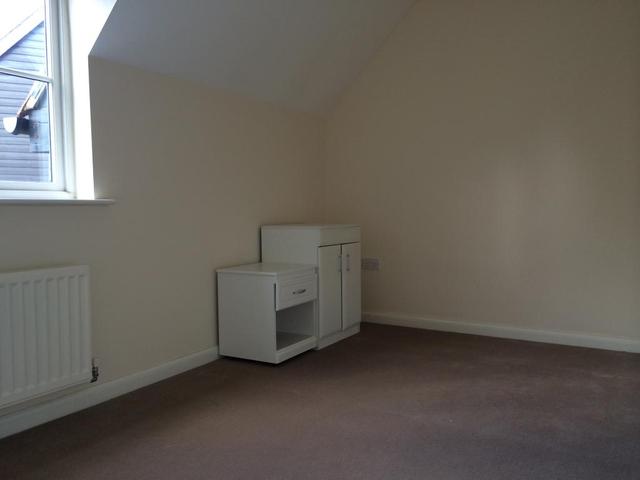  Image of 2 bedroom Penthouse to rent in Mayfield Way Great Cambourne Cambourne Cambridge CB23 at Great Cambourne  Cambourne, CB23 5JA