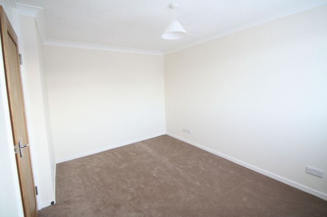  Image of 1 bedroom Detached house to rent in Mersey Place Hemel Hempstead HP2 at Mersey Place  Hemel Hempstead, HP2 6EB