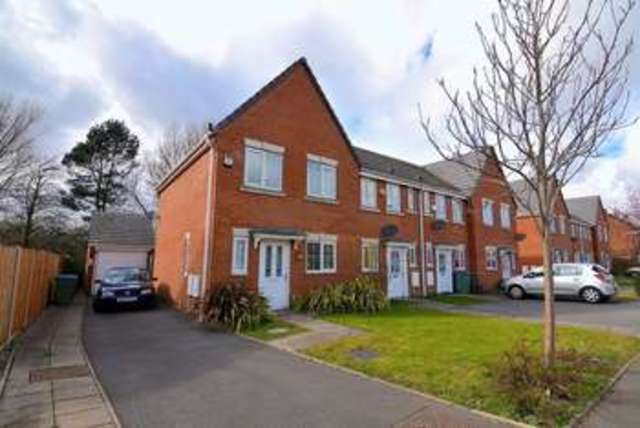  Image of 3 bedroom Semi-Detached house to rent in Meyrick Road West Bromwich B70 at Meyrick Road  West Bromwich, B70 0JW