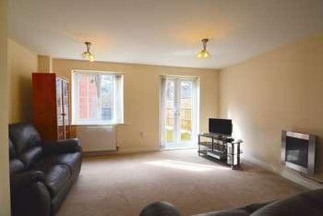  Image of 3 bedroom Semi-Detached house to rent in Meyrick Road West Bromwich B70 at Meyrick Road  West Bromwich, B70 0JW