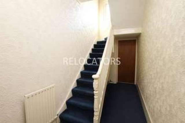  Image of 2 bedroom Flat to rent in Mile End Road London E1 at Mile End Road  London, E1 4LJ