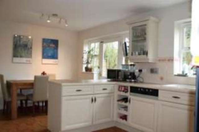 Image of 4 bedroom Detached house for sale in Milestone Road Stratford-upon-Avon CV37 at Stratford-upon-Avon Warwickshire Stratford upon Avon, CV37 7HH