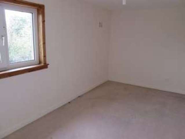  Image of 3 bedroom Property to rent in Millands Road Thankerton Biggar ML12 at Millands Road Thankerton Biggar, ML12 6NX