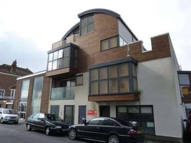  Image of 1 bedroom Flat to rent in Marine Road Eastbourne BN22 at Millgrove House 20 Marine Road Eastbourne, BN22 7FP