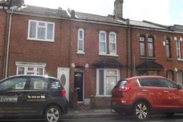  Image of 5 bedroom Detached house to rent in Milton Road Southampton SO15 at Southampton, SO15 2HW