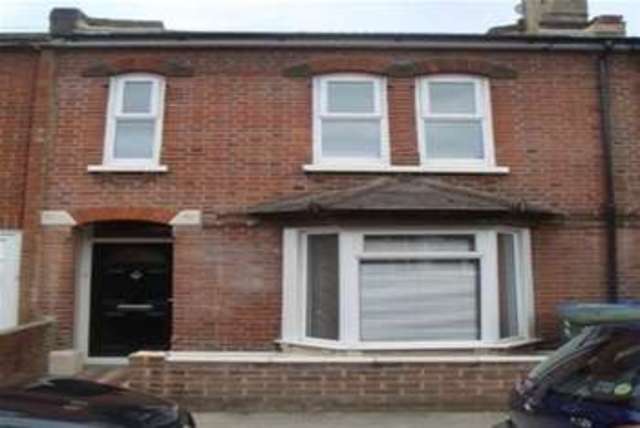  Image of 5 bedroom Detached house to rent in Milton Road Southampton SO15 at Southampton, SO15 2HW