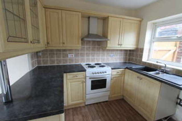  Image of 3 bedroom Semi-Detached house to rent in Mitchelson Avenue Dodworth Barnsley S75 at Dodworth Barnsley Dodworth, S75 3JN