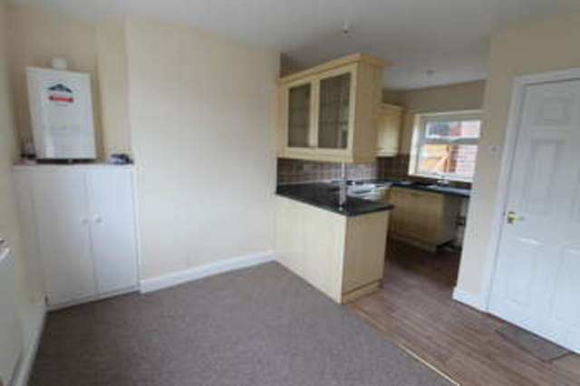  Image of 3 bedroom Semi-Detached house to rent in Mitchelson Avenue Dodworth Barnsley S75 at Dodworth Barnsley Dodworth, S75 3JN