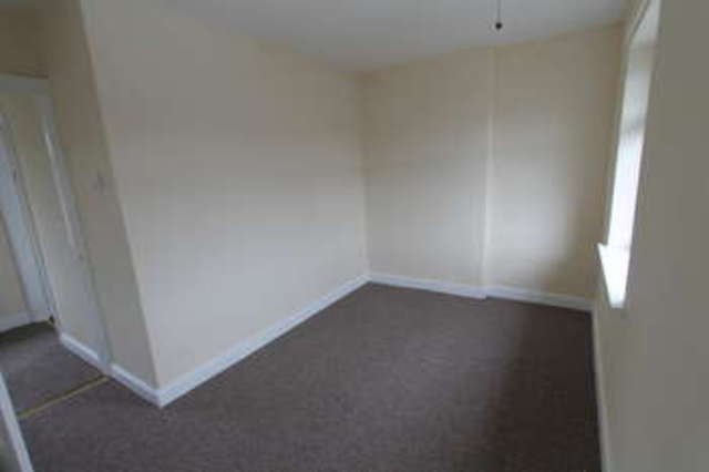  Image of 3 bedroom Semi-Detached house to rent in Mitchelson Avenue Dodworth Barnsley S75 at Dodworth Barnsley Dodworth, S75 3JN
